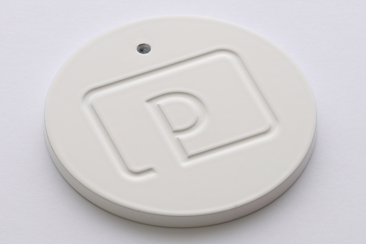 White RAL 9003 sample swatch