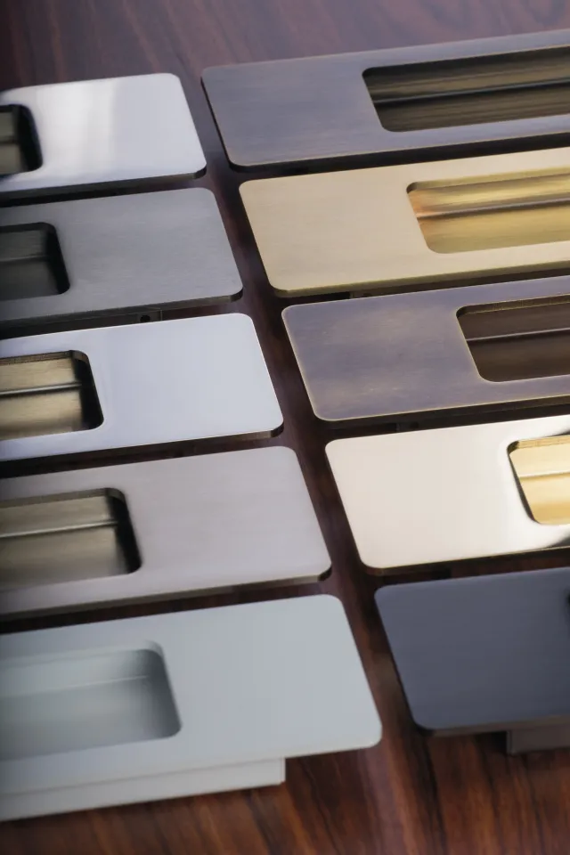 Portman flush pull handles in different finishes